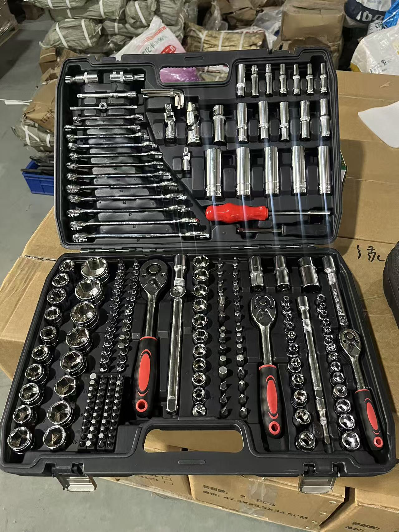 216-Piece DIY Auto Repair Tool - Gardening Tools Kit recension och pris