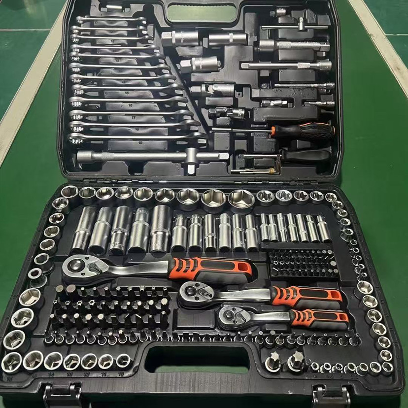 216-Piece DIY Auto Repair Tool - Gardening Tools Kit recension och pris